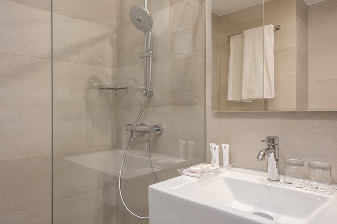 Imagen de la habitación del Hotel Exe Saldanha. Foto 10