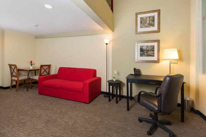 Imagen de la habitación del Hotel Exe San Jose Center. Foto 3