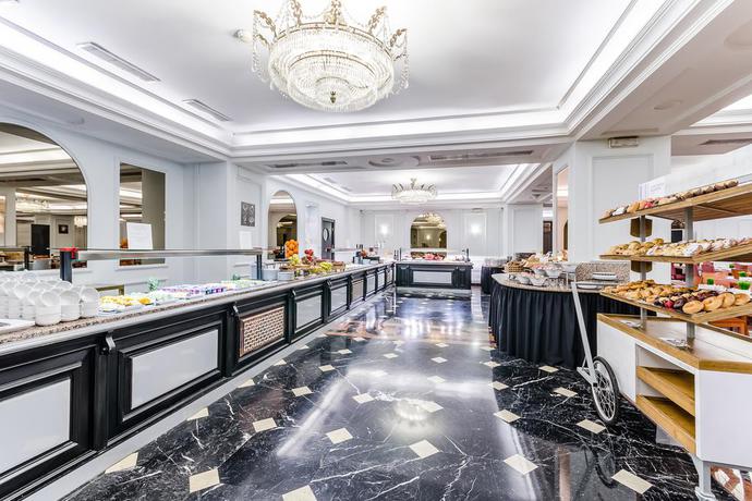 Imagen del bar/restaurante del Hotel Exe Sevilla Macarena. Foto 6