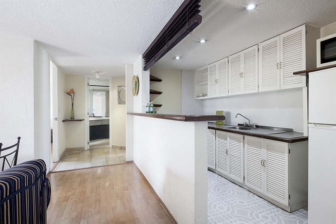 Imagen de la habitación del Hotel Exe Suites San Marino. Foto 10