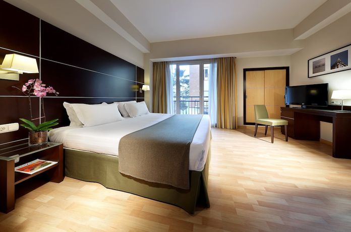 Imagen de la habitación del Hotel Exe Tartessos. Foto 4