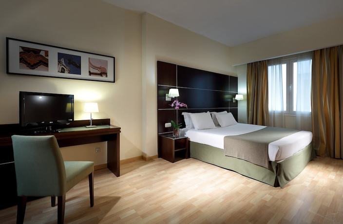 Imagen de la habitación del Hotel Exe Tartessos. Foto 8