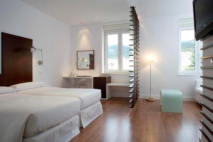 Imagen de la habitación del Hotel Exe Victoria Palace. Foto 9