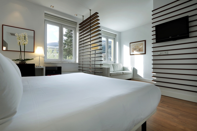 Imagen de la habitación del Hotel Exe Victoria Palace. Foto 10