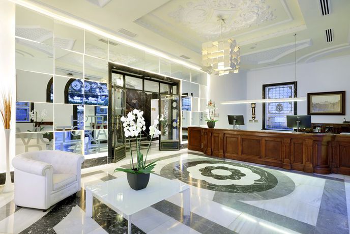 Imagen de los interiores del Hotel Exe Victoria Palace. Foto 19