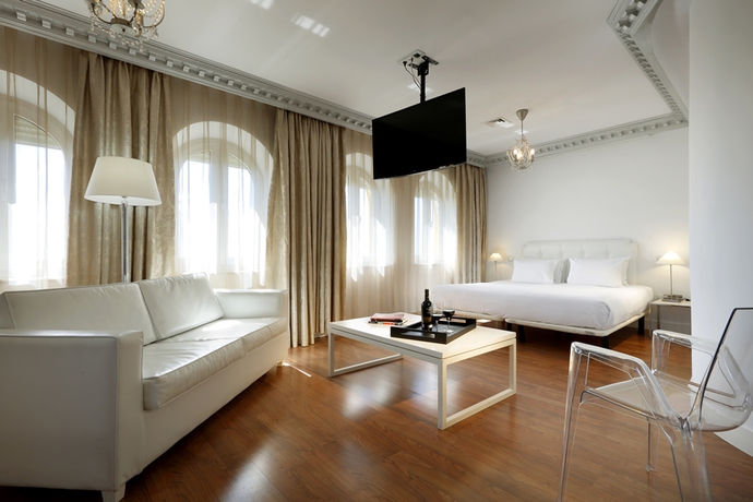 Imagen de la habitación del Hotel Exe Victoria Palace. Foto 12