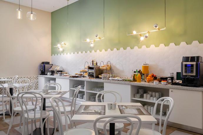 Imagen del bar/restaurante del Hotel Exe Wellington. Foto 5