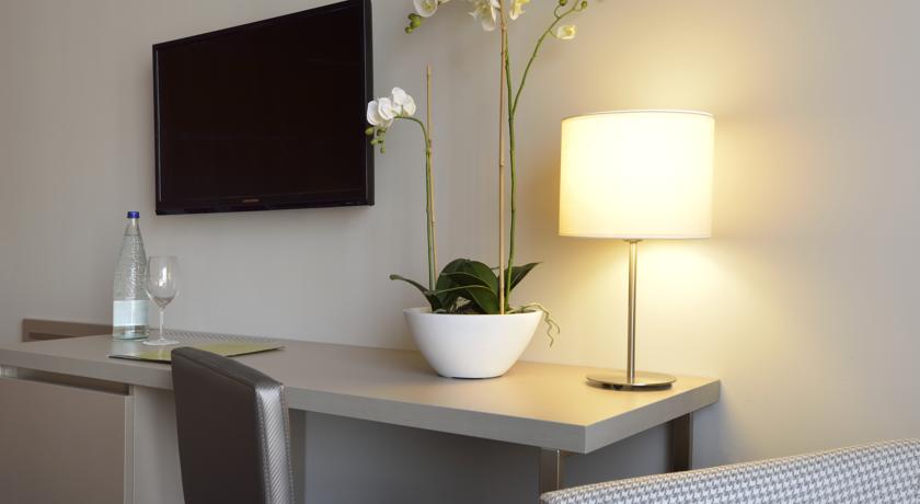 Imagen de la habitación del Hotel Exe Zaragoza Wtc. Foto 3