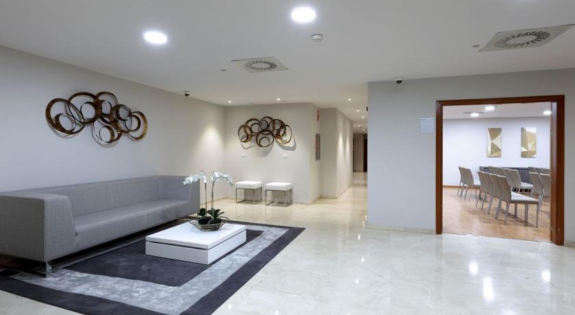 Imagen de los interiores del Hotel Exe Zaragoza Wtc. Foto 12