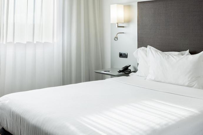 Imagen de la habitación del Hotel Exe Zizur Pamplona. Foto 7