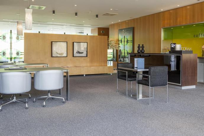 Imagen de los interiores del Hotel Exe Zizur Pamplona. Foto 25