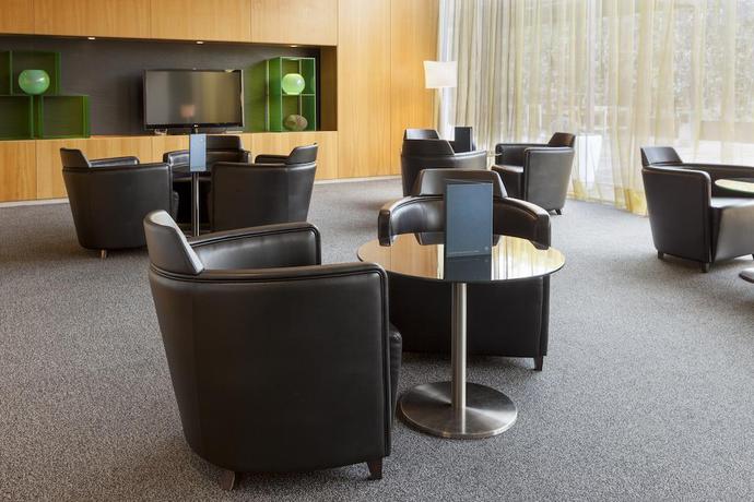 Imagen de los interiores del Hotel Exe Zizur Pamplona. Foto 26