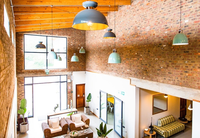 Imagen de los interiores del Hotel Execustay. Foto 18