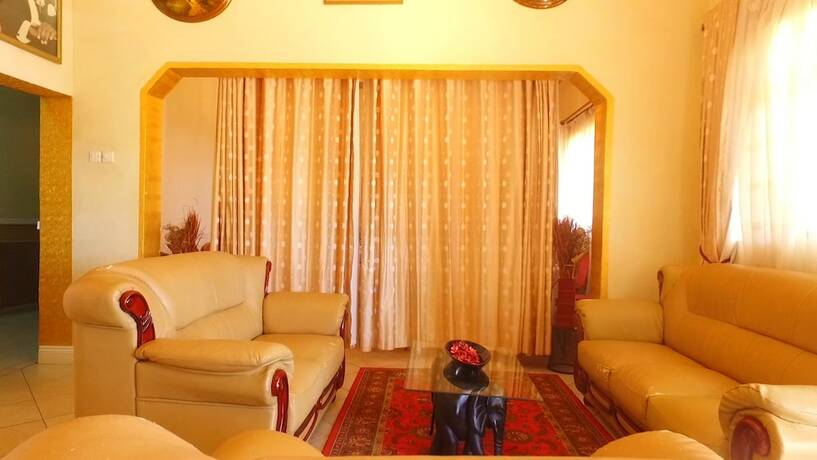 Imagen general del Hotel Executive Airport. Foto 9