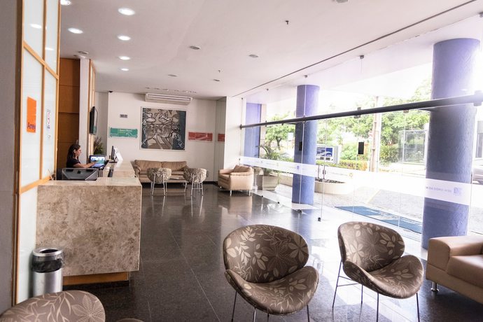 Imagen de los interiores del Hotel Executive Arrey. Foto 13