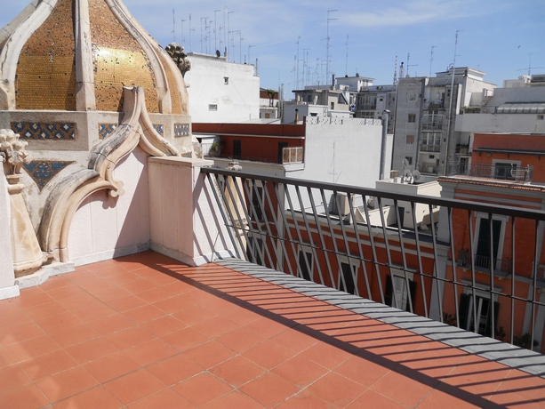 Imagen de los exteriores del Hotel Executive Business. Foto 13