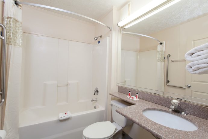 Imagen de la habitación del Hotel Executive East Syracuse. Foto 10