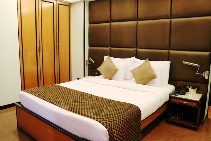 Imagen de la habitación del Hotel Executive Enclave. Foto 10