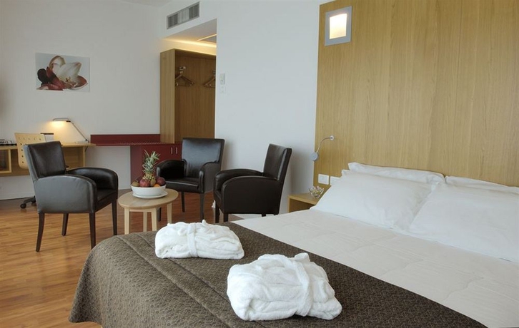 Imagen de la habitación del Hotel Executive, Forli. Foto 6