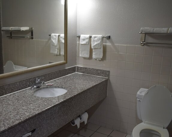 Imagen general del Hotel Executive Inn And Suites Baker. Foto 3
