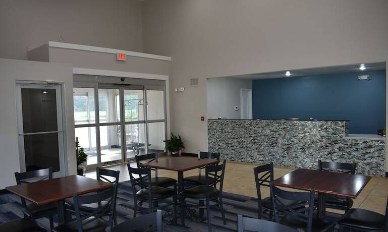 Imagen general del Hotel Executive Inn And Suites Baker. Foto 10