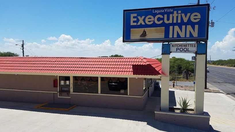 Imagen de los interiores del Hotel Executive Inn And Suites. Foto 13