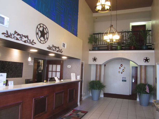 Imagen de los interiores del Hotel Executive Inn And Suites Wichita Falls. Foto 20