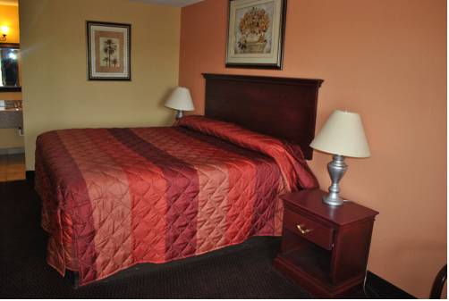 Imagen de la habitación del Hotel Executive Inn, Brookshire. Foto 2