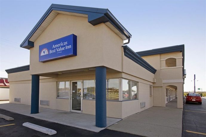 Imagen de los interiores del Hotel Executive Inn, Fort Wayne. Foto 7