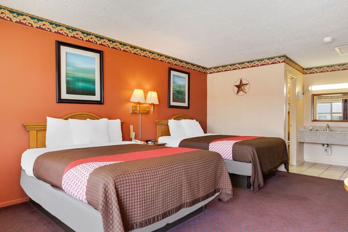 Imagen de la habitación del Hotel Executive Inn Freer. Foto 2