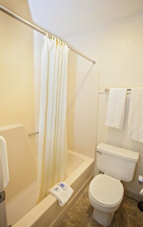 Imagen de la habitación del Hotel Executive Inn, Graham . Foto 7