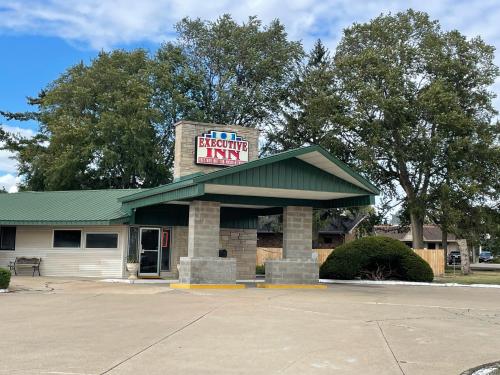Imagen general del Hotel Executive Inn, Marshalltown. Foto 1