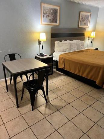 Imagen general del Hotel Executive Inn Mercedes Weslaco. Foto 5
