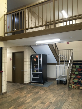 Imagen de los interiores del Hotel Executive Inn Pine Bluff. Foto 10