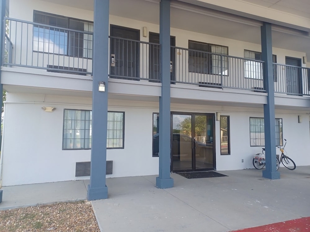Imagen de los interiores del Hotel Executive Inn Port Lavaca. Foto 17