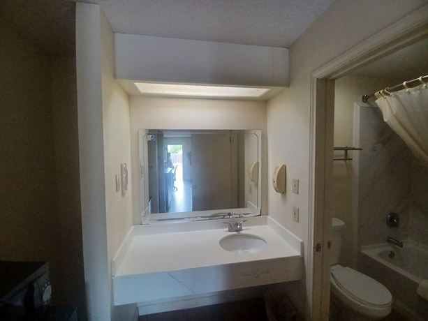 Imagen de la habitación del Hotel Executive Inn Port Lavaca. Foto 10