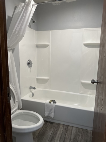 Imagen de la habitación del Hotel Executive Inn, West Columbia. Foto 9