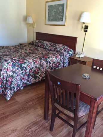 Imagen de la habitación del Hotel Executive Inn, West Columbia. Foto 10