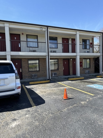 Imagen general del Hotel Executive Inn, West Columbia. Foto 3