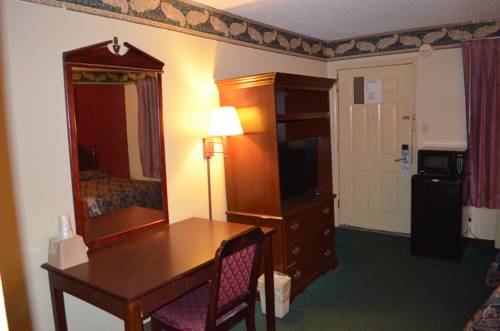 Imagen de la habitación del Hotel Executive Inn and Suites Jackson. Foto 7