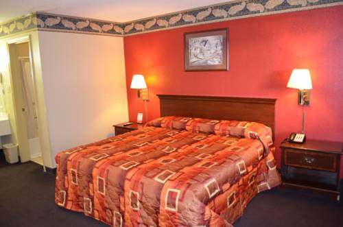 Imagen de la habitación del Hotel Executive Inn and Suites Jackson. Foto 11