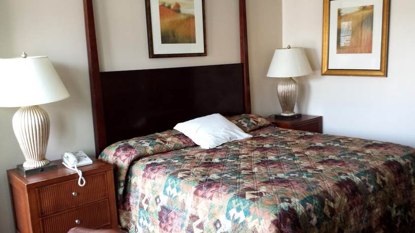 Imagen de la habitación del Hotel Executive Inn and Suites, Lakeview. Foto 10