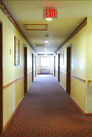 Imagen de los interiores del Hotel Executive Inn and Suites, WAUKEGAN. Foto 16