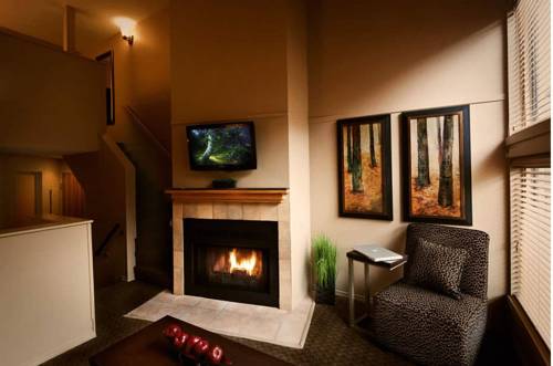 Imagen de la habitación del Hotel Executive Inn at Whistler Village. Foto 9