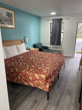 Imagen de la habitación del Hotel Executive Inn of Purcell. Foto 6