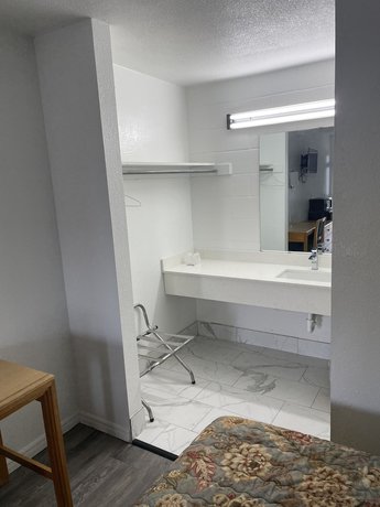 Imagen de la habitación del Hotel Executive Inn of Purcell. Foto 7