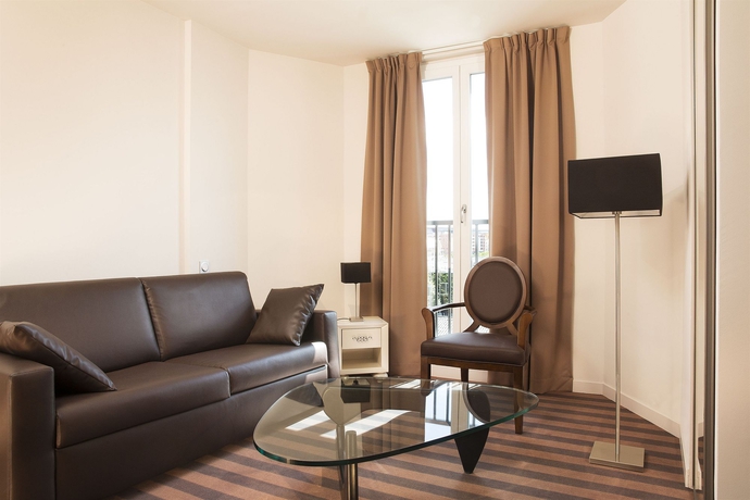 Imagen de los interiores del Hotel Executive Paris Gennevilliers. Foto 16