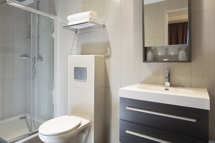 Imagen de la habitación del Hotel Executive Paris Gennevilliers. Foto 10