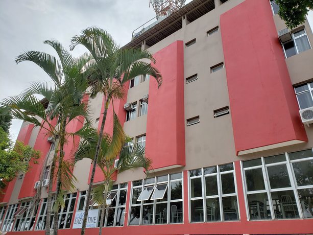 Imagen general del Hotel Executive Plaza. Foto 1