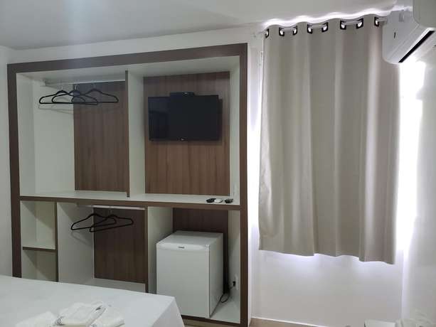 Imagen de la habitación del Hotel Executive Plaza. Foto 6